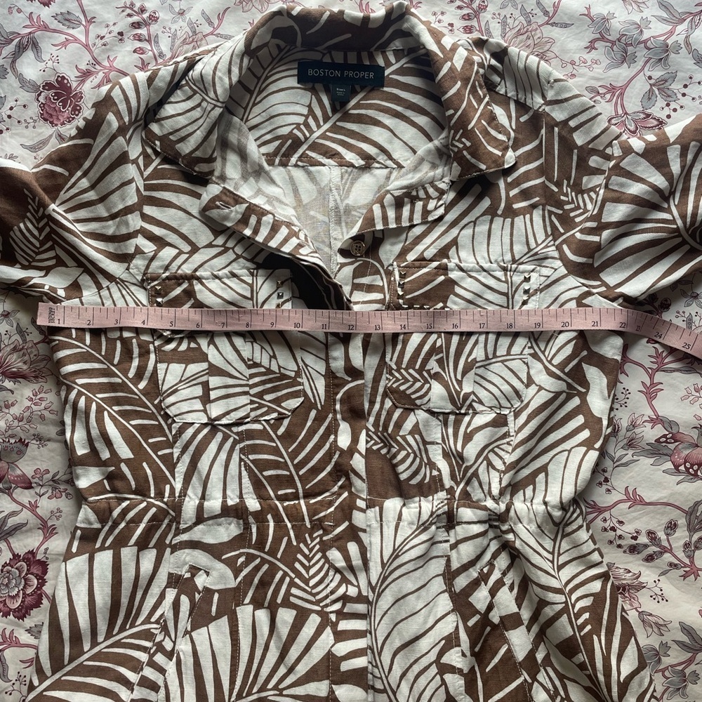Boston Proper Outlined Florals Print Embellished Linen Utility Jacket Safari - Picture 9 of 15